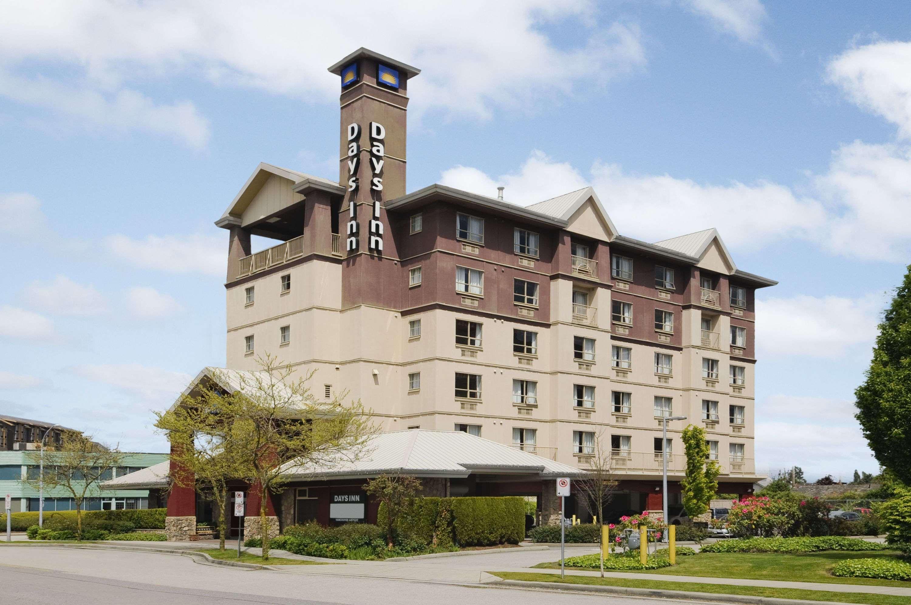 Days By Wyndham Vancouver Airport Hotel